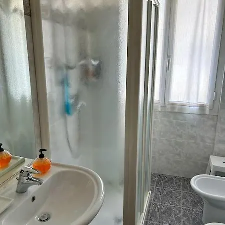 Apartament La Casa Di Agnese San Remo